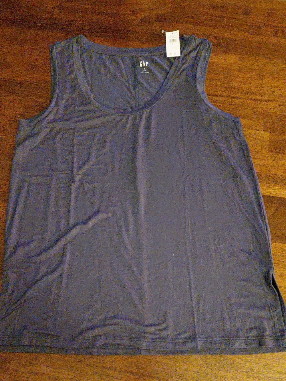 GAP Women’s Scoop Neck Tank Top